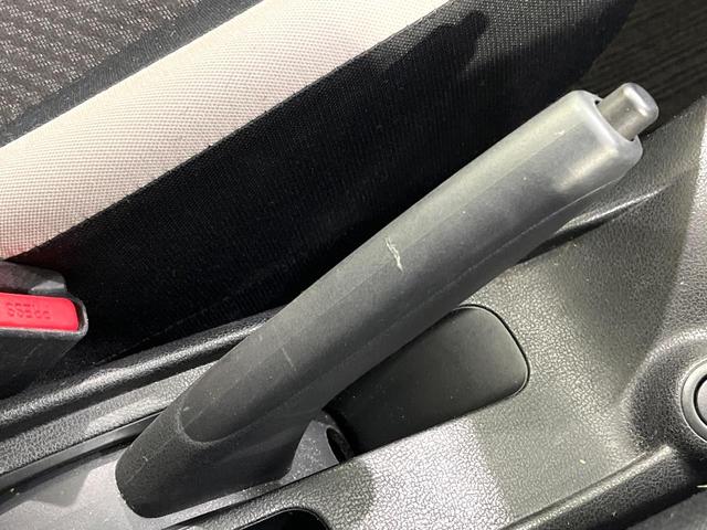 ノート X 禁煙車 純正ナビ バックカメラ 衝突軽減 ETC ドラレコ Bluetooth オートライト 車線逸脱警報 スマートキー 電動格納ミラー プライバシーガラス 盗難防止システム ヘッドライトレベライザー(47枚目)