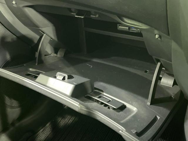 ノート X 禁煙車 純正ナビ バックカメラ 衝突軽減 ETC ドラレコ Bluetooth オートライト 車線逸脱警報 スマートキー 電動格納ミラー プライバシーガラス 盗難防止システム ヘッドライトレベライザー(51枚目)