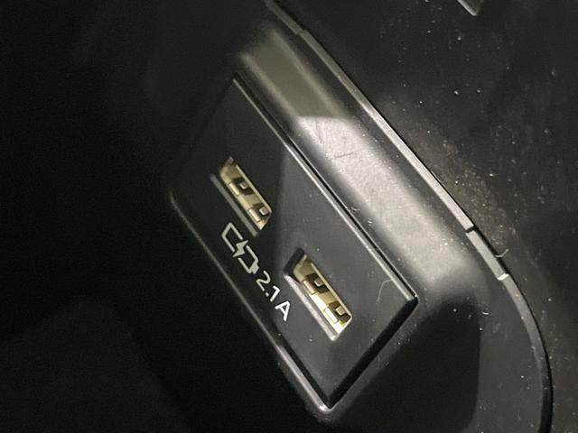 ＲＡＶ４ ハイブリッドＧ　４ＷＤ　禁煙車　純正９型ディスプレイオーディオ　全周囲カメラ　衝突軽減装置　レーダークルーズ　ステアリングヒーター　シートヒーター　シートメモリー　パワーバックドア　ＬＥＤヘッド　オートハイビーム（59枚目）