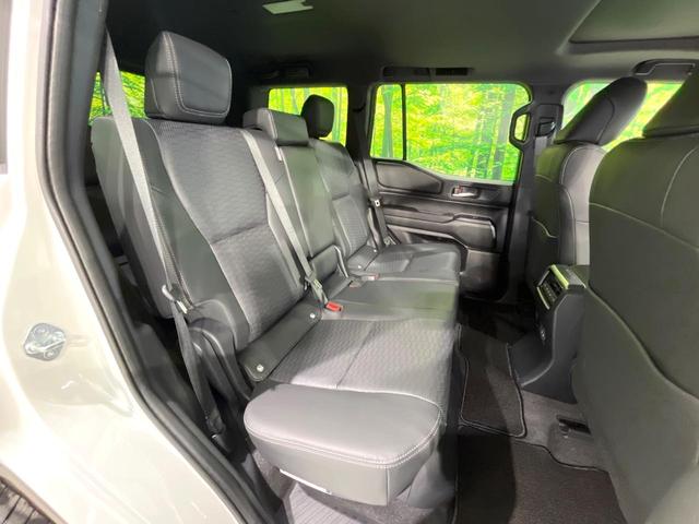 ランドクルーザー250 VX サンルーフ 禁煙車 4WD 純正12.5型ディスプレイオーディオ 全周囲カメラ 衝突軽減装 レーダークルーズ デジタルミラー シートエアコン ステアリングヒーター パワーバックドア パワーシート(9枚目)