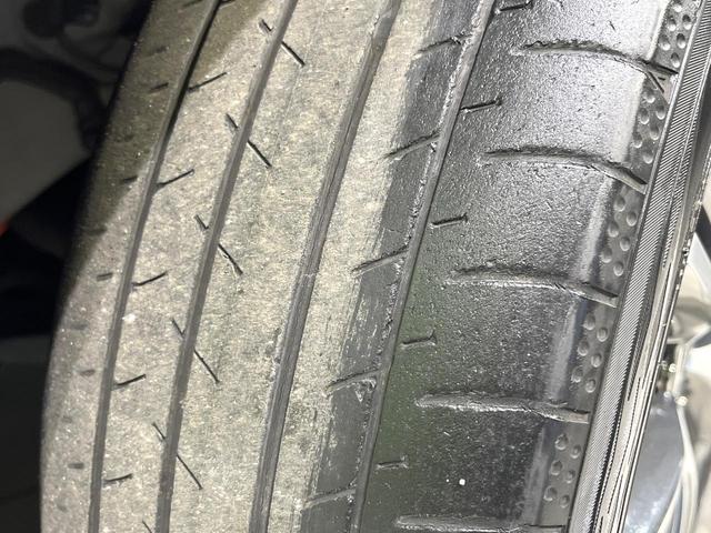 プリウス Z モデリスタエアロ ガラスルーフ 禁煙車 純正12.3型ディスプレイオーディオ 全周囲カメラ 衝突軽減 レーダークルーズ ブラインドスポットモニター シートエアコン LEDヘッド パワーバックドア(29枚目)