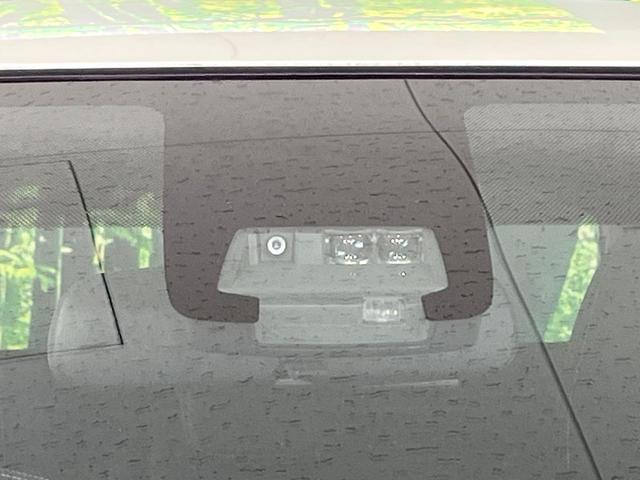 アクア Ｘ－アーバン　ソリッド　禁煙車　純正ＳＤナビ　バックカメラ　衝突軽減装置　ドラレコ　ＥＴＣ　ＬＥＤヘッド　純正１６インチアルミ　オートハイビーム　オートライト　オートエアコン　Ｂｌｕｅｔｏｏｔｈ　スマートキー　電動格納ミラー（5枚目）