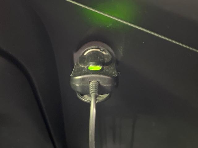 アクア Ｘ－アーバン　ソリッド　禁煙車　純正ＳＤナビ　バックカメラ　衝突軽減装置　ドラレコ　ＥＴＣ　ＬＥＤヘッド　純正１６インチアルミ　オートハイビーム　オートライト　オートエアコン　Ｂｌｕｅｔｏｏｔｈ　スマートキー　電動格納ミラー（54枚目）