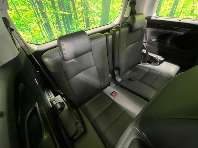 アルファード ２．５Ｓ　Ｃパッケージ　禁煙車　後席モニター　純正９型ナビ　バックカメラ　衝突軽減　レーダークルーズ　両側電動スライド　シートエアコン　ステアリングヒーター　パワーシート　パワーバックドア　ＬＥＤヘッド　ブレーキホールド（10枚目）
