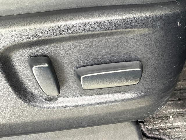 アルファード ２．５Ｓ　Ｃパッケージ　禁煙車　後席モニター　純正９型ナビ　バックカメラ　衝突軽減　レーダークルーズ　両側電動スライド　シートエアコン　ステアリングヒーター　パワーシート　パワーバックドア　ＬＥＤヘッド　ブレーキホールド（38枚目）