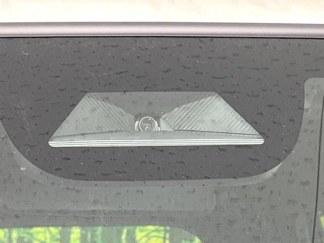 Ｎ－ＢＯＸカスタム ベースグレード　届出済未使用車　電動スライドドア　衝突被害軽減システム　コーナーセンサー　スマートキー　ＬＥＤヘッド　純正１４インチアルミ　車線逸脱警報　オートライト　オートエアコン（3枚目）