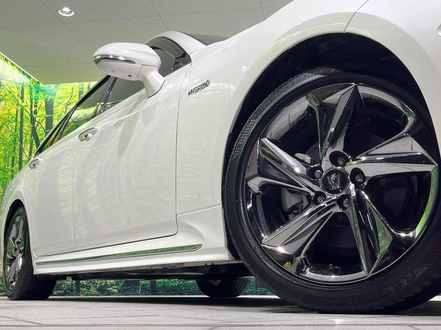 �y�����P�W�C���`�A���~�z�C�[���z�O�ςɃ}�b�`���������A���~�z�C�[���𑕒����Ă���܂��B�e��ЊO�A���~�z�C�[����A�X�^�b�h���X�^�C�����戵�����Ă���܂��B���񂲑��k����������