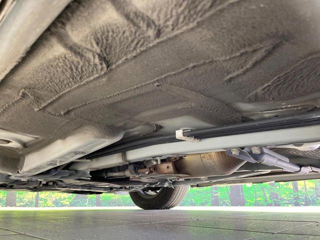 プリウス Ｇ　ＳＤナビ　バックカメラ　ＥＴＣ　Ｂｌｕｅｔｏｏｔｈ　フルセグ　ドラレコ　パワーシート　スマートキー　ＨＩＤヘッドライト　クルコン　１５インチアルミホイール　ステアリングスイッチ　オートライト（24枚目）