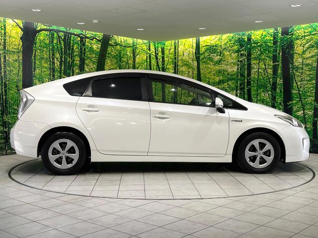 プリウス Ｇ　ＳＤナビ　バックカメラ　ＥＴＣ　Ｂｌｕｅｔｏｏｔｈ　フルセグ　ドラレコ　パワーシート　スマートキー　ＨＩＤヘッドライト　クルコン　１５インチアルミホイール　ステアリングスイッチ　オートライト（28枚目）