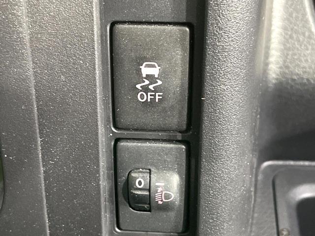 �y������h�~���u�z�ԗ��̉���������m����ƁA�����I�Ɏԗ��̐i�s������ۂ悤�Ɏԗ��𐧌䂵�܂��B�J�̓��ȂǊ���₷���H�ʏ󋵂ł����S�ȉ^�]���\�ł��B