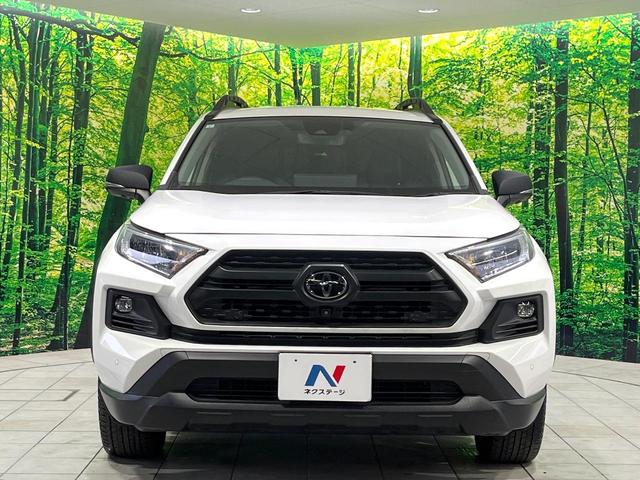 ＲＡＶ４ アドベンチャー　オフロードパッケージＩＩ　禁煙車　４ＷＤ　１０．５型ディスプレイオーディオ　全周囲カメラ　衝突軽減装置　レーダークルーズ　シートベンチレーション　パワーバックドア　ステアリングヒーター　パワーシート　ＥＴＣ　Ｂｌｕｅｔｏｏｔｈ（14枚目）