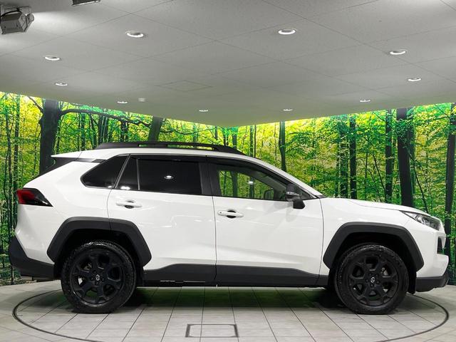 ＲＡＶ４ アドベンチャー　オフロードパッケージＩＩ　禁煙車　４ＷＤ　１０．５型ディスプレイオーディオ　全周囲カメラ　衝突軽減装置　レーダークルーズ　シートベンチレーション　パワーバックドア　ステアリングヒーター　パワーシート　ＥＴＣ　Ｂｌｕｅｔｏｏｔｈ（28枚目）