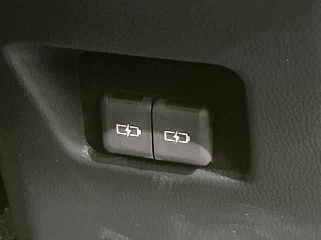 ＲＡＶ４ アドベンチャー　オフロードパッケージＩＩ　禁煙車　４ＷＤ　１０．５型ディスプレイオーディオ　全周囲カメラ　衝突軽減装置　レーダークルーズ　シートベンチレーション　パワーバックドア　ステアリングヒーター　パワーシート　ＥＴＣ　Ｂｌｕｅｔｏｏｔｈ（37枚目）