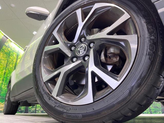 �y�����P�W�C���`�A���~�z�C�[���z�O�ςɃ}�b�`���������A���~�z�C�[���𑕒����Ă���܂��B�e��ЊO�A���~�z�C�[����A�X�^�b�h���X�^�C�����戵�����Ă���܂��B���񂲑��k����������