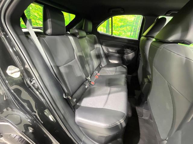 ヤリスクロス ハイブリッドＺ　禁煙車　純正８インチディスプレイオーディオ　全周囲カメラ　ヒートシーター　パワーシート　レーダークルーズ　ＥＴＣ　ドラレコ　レーダークルーズ　ＬＥＤヘッド　純正１８インチアルミ　Ｂｌｕｅｔｏｏｔｈ（9枚目）