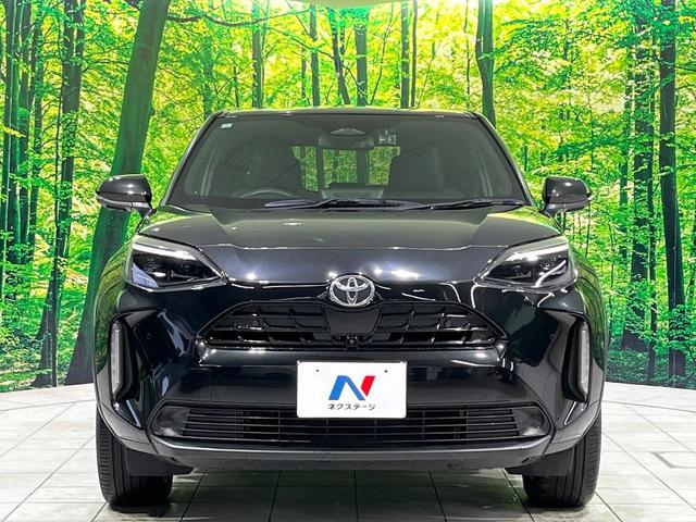 ヤリスクロス ハイブリッドＺ　禁煙車　純正８インチディスプレイオーディオ　全周囲カメラ　ヒートシーター　パワーシート　レーダークルーズ　ＥＴＣ　ドラレコ　レーダークルーズ　ＬＥＤヘッド　純正１８インチアルミ　Ｂｌｕｅｔｏｏｔｈ（14枚目）