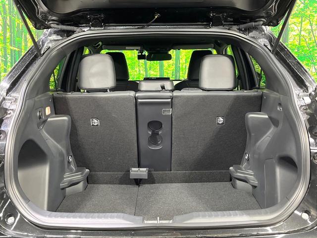 ヤリスクロス ハイブリッドＺ　禁煙車　純正８インチディスプレイオーディオ　全周囲カメラ　ヒートシーター　パワーシート　レーダークルーズ　ＥＴＣ　ドラレコ　レーダークルーズ　ＬＥＤヘッド　純正１８インチアルミ　Ｂｌｕｅｔｏｏｔｈ（25枚目）