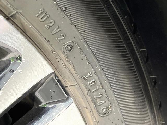 ヤリスクロス ハイブリッドＺ　禁煙車　純正８インチディスプレイオーディオ　全周囲カメラ　ヒートシーター　パワーシート　レーダークルーズ　ＥＴＣ　ドラレコ　レーダークルーズ　ＬＥＤヘッド　純正１８インチアルミ　Ｂｌｕｅｔｏｏｔｈ（32枚目）