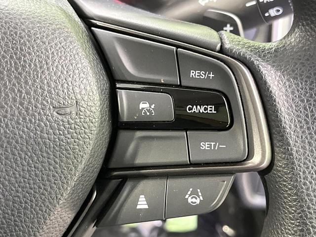 �y�A�_�v�e�B�u�N���[�Y�R���g���[���z�������H�ł̒��������s���y�ɁI�I�����ő��x��ۂN���[�Y�R���g���[�����A�Փˌy���V�X�e���ƘA�g���A�O���̎ԗ������m���ĎԊԂ�ۂ悤�ɑ��x���߂��Ă���܂��I�I