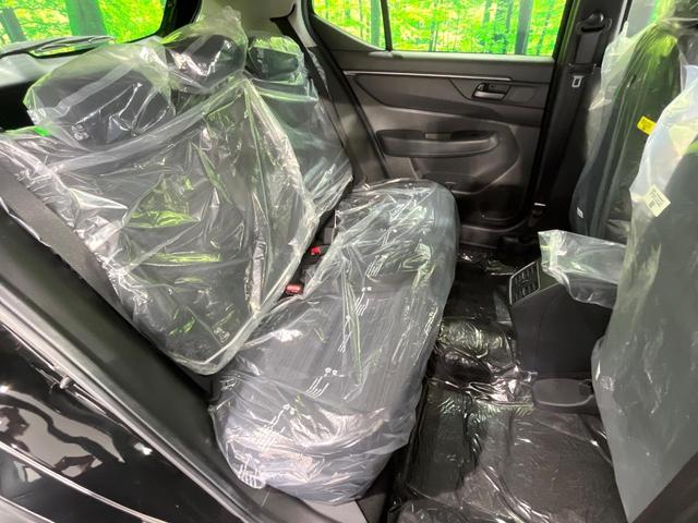 ���i���ȃI���W�i���t���A�}�b�g���I�v�V�����ɂĂ��p�ӂ��Ă���܂��B���D���ȃf�U�C����J���[�����Ԃɍ��킹�đI��ł����������Ƃ��ł��܂���