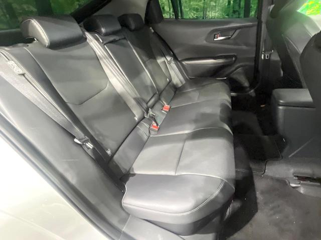 プリウス Ｚ　禁煙車　純正１２．３型ナビ　全周囲カメラ　衝突軽減装置　レーダークルーズ　デジタルインナーミラー　シートエアコン　ＬＥＤヘッド　純正１９インチアルミ　ブレーキホールド　オートハイビーム　スマートキー（9枚目）