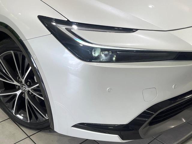 プリウス Ｚ　禁煙車　純正１２．３型ナビ　全周囲カメラ　衝突軽減装置　レーダークルーズ　デジタルインナーミラー　シートエアコン　ＬＥＤヘッド　純正１９インチアルミ　ブレーキホールド　オートハイビーム　スマートキー（12枚目）