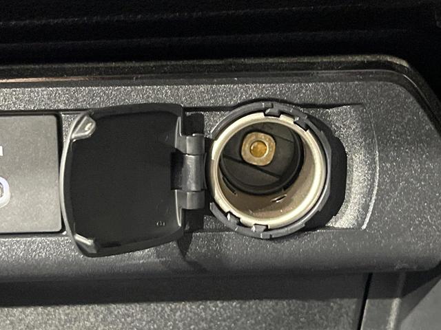 プリウス Ｚ　禁煙車　純正１２．３型ナビ　全周囲カメラ　衝突軽減装置　レーダークルーズ　デジタルインナーミラー　シートエアコン　ＬＥＤヘッド　純正１９インチアルミ　ブレーキホールド　オートハイビーム　スマートキー（56枚目）