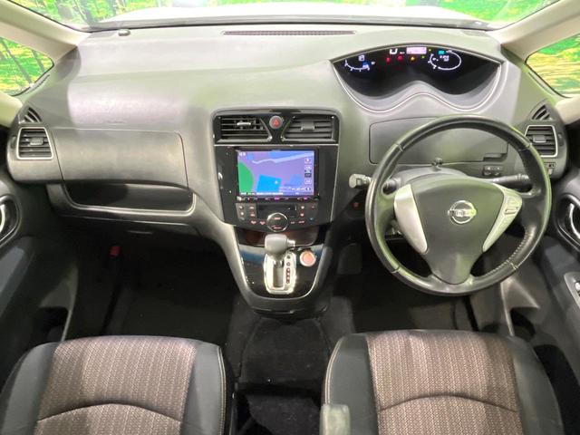 セレナ ハイウェイスター　Ｖセレ＋セーフティＩＩ　ＳＨＶ　禁煙車　両側電動ドア　ＳＤナビ　全周囲カメラ　衝突被害軽減システム　ドラレコ　コーナーセンサー　スマートキー　ＨＩＤヘッド　ＥＴＣ　純正１６インチアルミ　車線逸脱警報　オートライト　プライバシーＧ（2枚目）