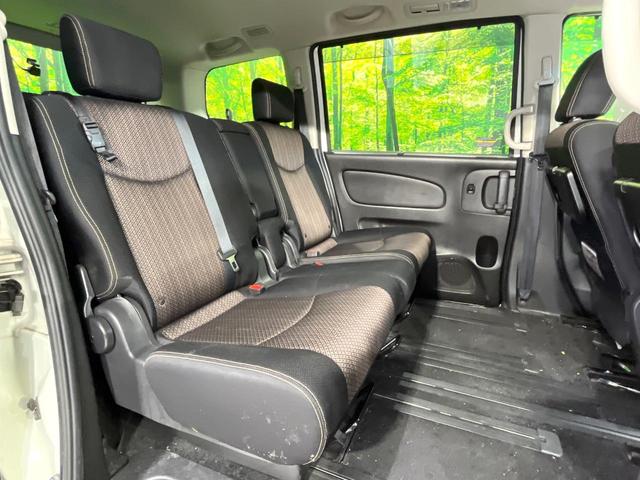 セレナ ハイウェイスター　Ｖセレ＋セーフティＩＩ　ＳＨＶ　禁煙車　両側電動ドア　ＳＤナビ　全周囲カメラ　衝突被害軽減システム　ドラレコ　コーナーセンサー　スマートキー　ＨＩＤヘッド　ＥＴＣ　純正１６インチアルミ　車線逸脱警報　オートライト　プライバシーＧ（11枚目）