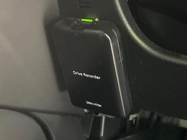 ルーミー カスタムＧ－Ｔ　エアロ　両側電動スライドドア　９インチディスプレイオーディオ　全周囲カメラ　衝突軽減　レーダークルーズ　シートヒーター　ドラレコ　ＥＴＣ　純正１５インチアルミ　オートハイビーム　ＬＥＤフォグライト（42枚目）