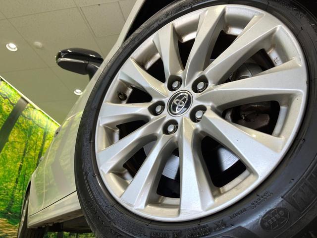 �y�����P�V�C���`�A���~�z�C�[���z�O�ςɃ}�b�`���������A���~�z�C�[���𑕒����Ă���܂��B�e��ЊO�A���~�z�C�[����A�X�^�b�h���X�^�C�����戵�����Ă���܂��B���񂲑��k����������