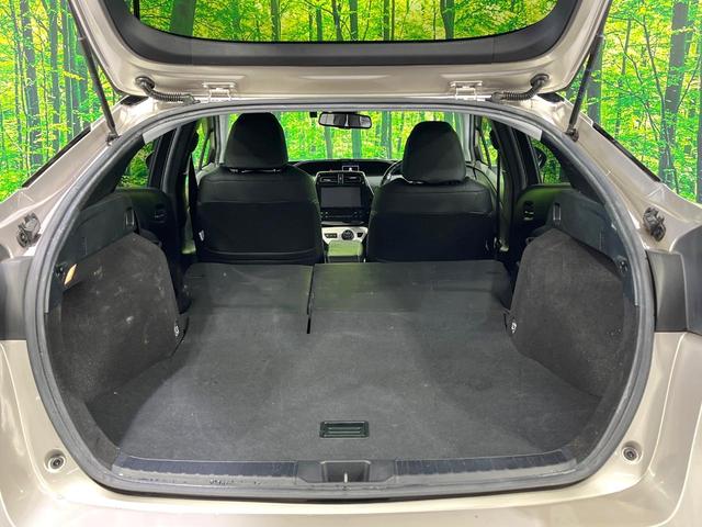 プリウス Ａ　禁煙車　純正９型ナビ　バックカメラ　衝突軽減　レーダークルーズ　ＬＥＤヘッド　ＬＥＤフォグ　ドラレコ　コーナーセンサー　ＥＴＣ　オートハイビーム　ステアリングスイッチ　スマートキー　Ｂｌｕｅｔｏｏｔｈ（10枚目）