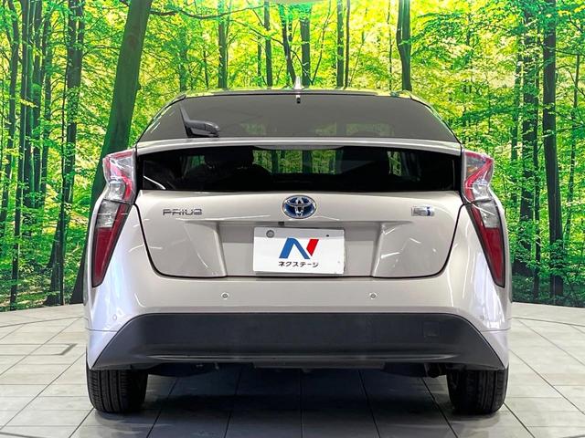 プリウス Ａ　禁煙車　純正９型ナビ　バックカメラ　衝突軽減　レーダークルーズ　ＬＥＤヘッド　ＬＥＤフォグ　ドラレコ　コーナーセンサー　ＥＴＣ　オートハイビーム　ステアリングスイッチ　スマートキー　Ｂｌｕｅｔｏｏｔｈ（15枚目）