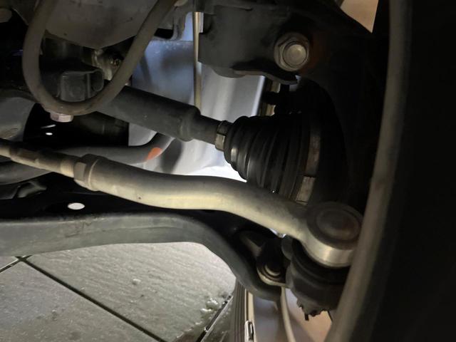 プリウス Ａ　禁煙車　純正９型ナビ　バックカメラ　衝突軽減　レーダークルーズ　ＬＥＤヘッド　ＬＥＤフォグ　ドラレコ　コーナーセンサー　ＥＴＣ　オートハイビーム　ステアリングスイッチ　スマートキー　Ｂｌｕｅｔｏｏｔｈ（20枚目）