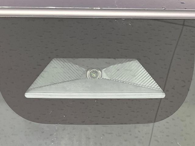 N-BOXカスタム ターボ ターボ 禁煙車 純正9型ナビ バックカメラ 衝突軽減装置 レーダークルーズ 両側電動スライド LEDヘッド シートヒーター オートハイビーム オートエアコン 純正15インチアルミ ブレーキホールド(7枚目)