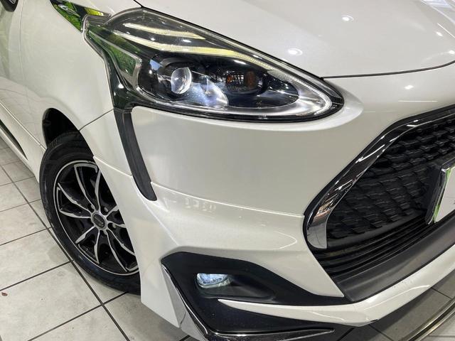 シエンタ ファンベースＧ　フルエアロ　禁煙車　両側電動スライドドア　純正ＳＤナビ　全周囲カメラ　衝突被害軽減システム　ＥＴＣ　ドラレコ　コーナーセンサー　スマートキー　ＬＥＤ　オートハイビーム　　車線逸脱警報（12枚目）