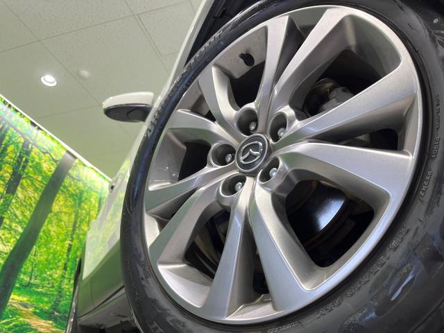 �y�����P�W�C���`�A���~�z�C�[���z�O�ςɃ}�b�`���������A���~�z�C�[���𑕒����Ă���܂��B�e��ЊO�A���~�z�C�[����A�X�^�b�h���X�^�C�����戵�����Ă���܂��B���񂲑��k����������