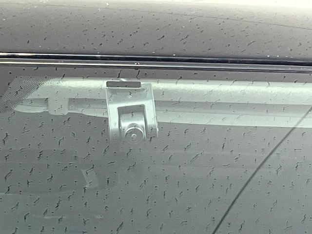 ハイエースワゴン ＧＬ　後席モニター　ＢＩＧ－Ｘ１１型ナビ　電動スライド　バックカメラ　衝突被害軽減　ＡＣ１００Ｖ　禁煙車　ドラレコ　スマートキー　ＬＥＤヘッド　ビルトインＥＴＣ　ＬＥＤフォグ　Ｂｌｕｅｔｏｏｔｈ再生（57枚目）