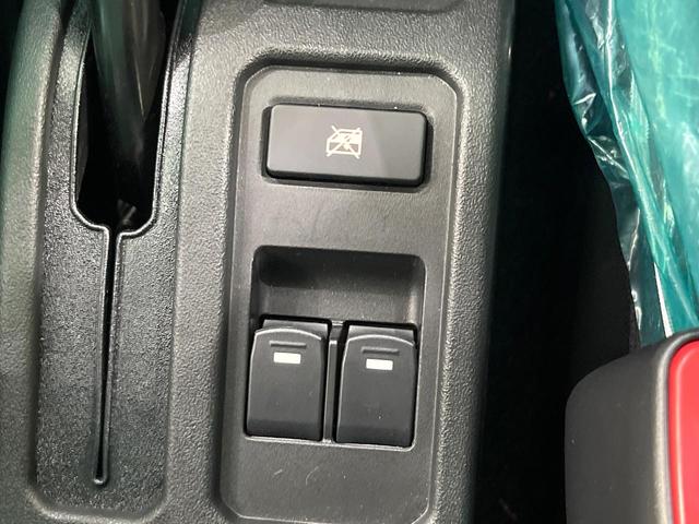 ジムニーノマド ＦＣ　禁煙車　４ＷＤ　衝突被害軽減システム　レーダークルーズ　スマートキー　ＬＥＤヘッド　純正１５インチアルミ　オートハイビーム　車線逸脱警報　オートライト　オートエアコン　ＬＥＤフォグ（31枚目）