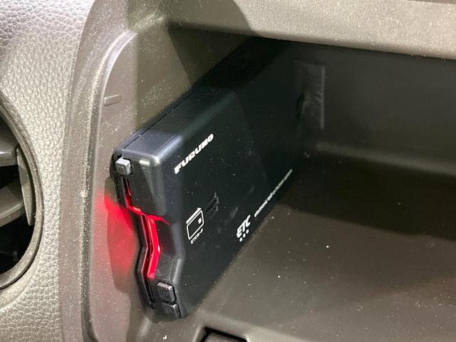 Ｎ－ＢＯＸ Ｌ・ターボ　禁煙車　ターボ　両側電動ドア　ＳＤナビ　バックカメラ　衝突被害軽減システム　ドラレコ　コーナーセンサー　スマートキー　ＬＥＤヘッド　ＥＴＣ　車線逸脱警報　オートライト　オートエアコン（7枚目）