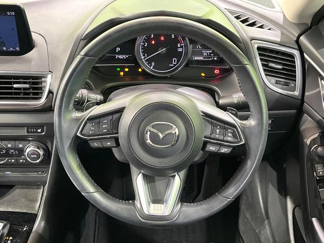 �y�����v�����X�e�A�����O�z�㎿�Ȋv���g�p���邱�ƂŁA��ɂ����������݂ƂĂ��^�]���₷���n���h���ł���