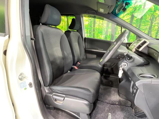 フリードスパイク Ｇ　エアロ　禁煙車　ＳＤナビ　バックカメラ　ＥＴＣ　ＥＴＣ　ドラレコ　ＨＩＤヘッド　オートライト　オートエアコン　電動格納ミラー　純正１５インチアルミホイール　衝突安全ボディ　盗難防止装置（8枚目）