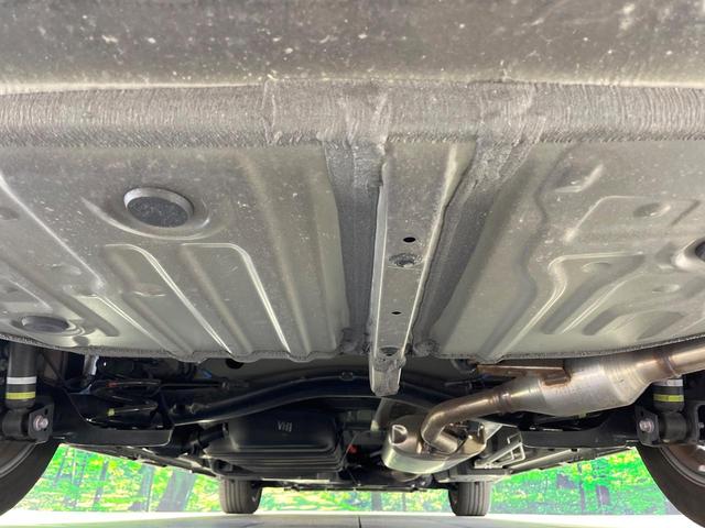 ヴォクシー ハイブリッドＳ－Ｚ　禁煙車　１０．５型ディスプレイ　両側電動ドア　全周囲カメラ　衝突軽減システム　ドラレコ　コーナーセンサー　スマートキー　ＬＥＤヘッド　ＥＴＣ２．０　純正１７インチアルミ　オートハイビーム（19枚目）