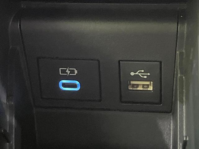 ヴォクシー ハイブリッドＳ－Ｚ　禁煙車　１０．５型ディスプレイ　両側電動ドア　全周囲カメラ　衝突軽減システム　ドラレコ　コーナーセンサー　スマートキー　ＬＥＤヘッド　ＥＴＣ２．０　純正１７インチアルミ　オートハイビーム（63枚目）