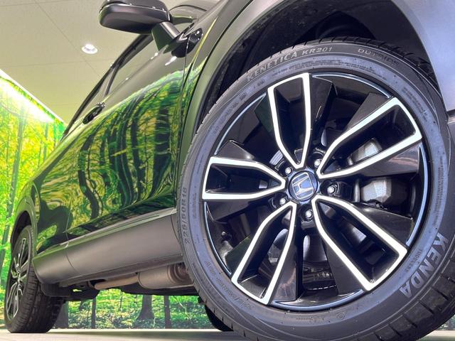 �y�����P�W�C���`�A���~�z�C�[���z�O�ςɃ}�b�`���������A���~�z�C�[���𑕒����Ă���܂��B�e��ЊO�A���~�z�C�[����A�X�^�b�h���X�^�C�����戵�����Ă���܂��B���񂲑��k����������