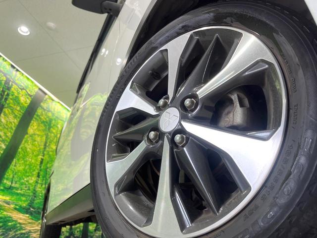 �y�����P�T�C���`�A���~�z�C�[���z�O�ςɃ}�b�`���������A���~�z�C�[���𑕒����Ă���܂��B�e��ЊO�A���~�z�C�[����A�X�^�b�h���X�^�C�����戵�����Ă���܂��B���񂲑��k����������