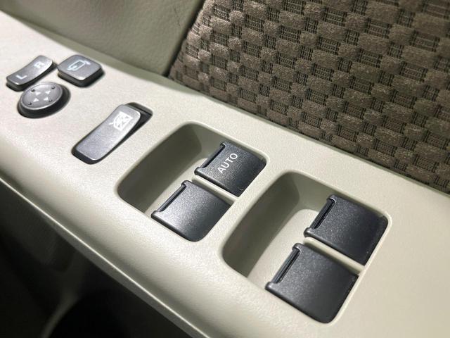 エブリイ ジョインターボ 4WD 5速MT 禁煙車 SDナビ LEDヘッド LEDフォグ Bluetooth キーレスエントリー 電動格納ミラー パワーウィンドウ プライバシーガラス 盗難防止システム CD再生(6枚目)