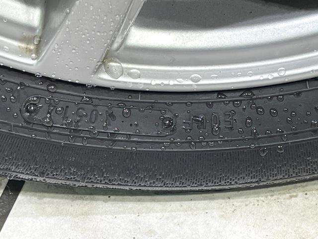 セルボ Ｇ　禁煙車　スマートキー　１３インチアルミホイール　ＣＤ　ヘッドライトレベライザー　電動格納ミラー　オーディオ　プライバシーガラス　パワーウィンドウ　エアコン　盗難防止システム　衝突安全ボディ（30枚目）