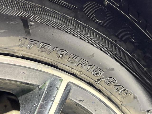 アクア S 禁煙車 純正ナビ バックカメラ ETC Bluetooth スマートキー オートエアコン オートライト LEDヘッド フォグライト 14インチアルミ 電動格納ミラー プライバシーガラス CD DVD(30枚目)