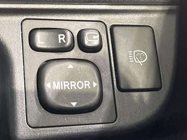 アクア S 禁煙車 純正ナビ バックカメラ ETC Bluetooth スマートキー オートエアコン オートライト LEDヘッド フォグライト 14インチアルミ 電動格納ミラー プライバシーガラス CD DVD(37枚目)